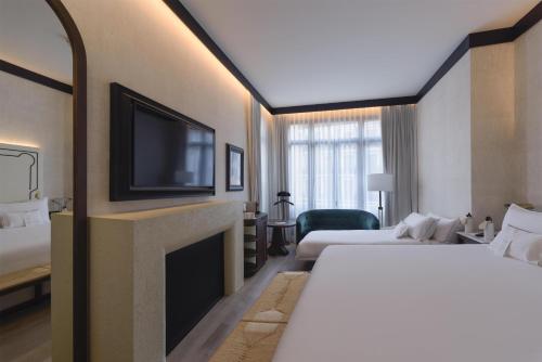 Hotel Montera Madrid, Curio Collection By Hilton photo 62