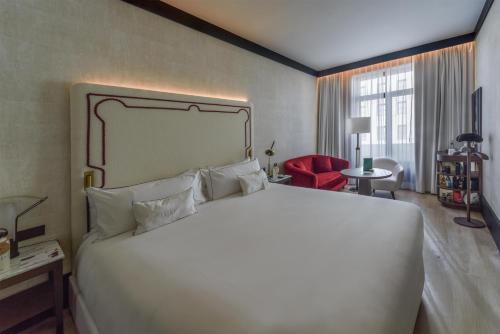 Hotel Montera Madrid, Curio Collection By Hilton photo 105
