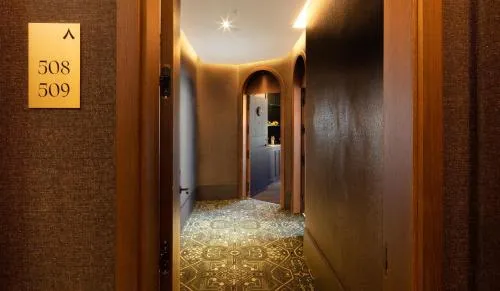 Hotel Montera Madrid, Curio Collection By Hilton photo 7