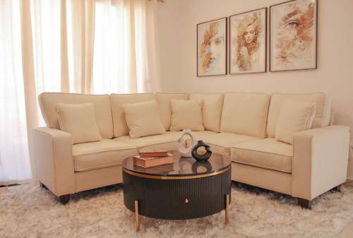 Terrace Views Balcony Breezes 3B,2B Apt