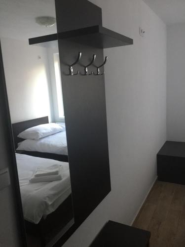 Mini-hotel Megoraにあるベッド