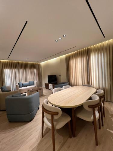 Modern Luxury Apartment in Wesal