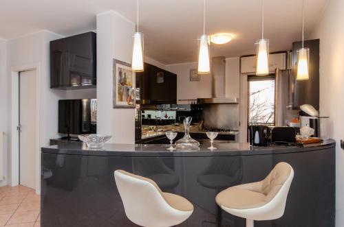 VivimiHome-Norico 2 Bedrooms 1 Bathroom with Balcony
