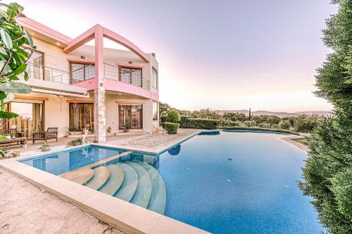 Villa Iriana - Luxury Pool Villa and Breathtaking Views of Corfu town