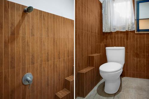 two pictures of a bathroom with a toilet at Collection O near University of Sumatera Utara formerly Huber Apartment in Medan