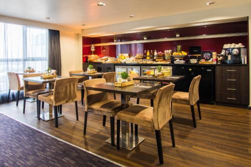 Crowne Plaza Birmingham City by IHG photo 79