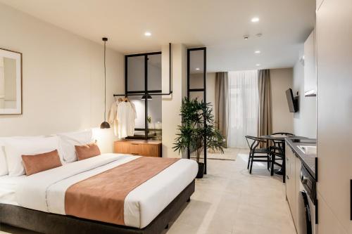Emper by Zoia Living