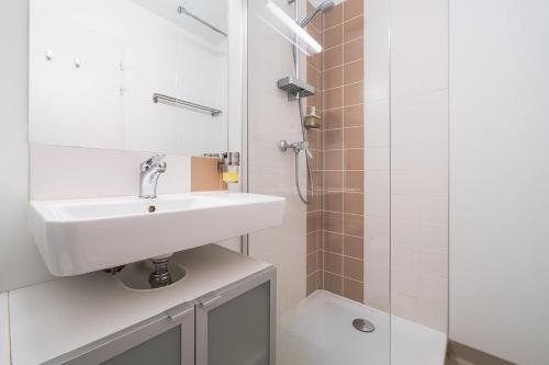 Premier Acte - Chambre Spacieuse Sur Les Allées