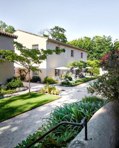 Château de la Piscine - Appartements dans le Mas au coeur d'un grand parc arboré