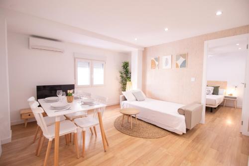 Malvarrosa by Concept Flats