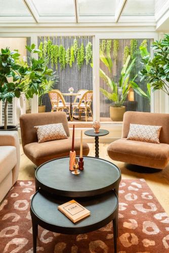 Loft rare avec patio chic - Tour Eiffel