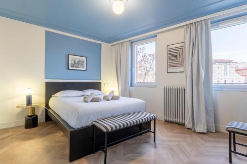 Double Jeu - Magnifique Chambre Sur Les Ramblas