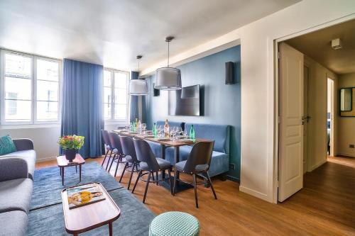 UrbanFlat 134 - Grand Appartement en plein centre de Paris