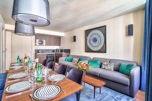 UrbanFlat 134 - Grand Appartement en plein centre de Paris
