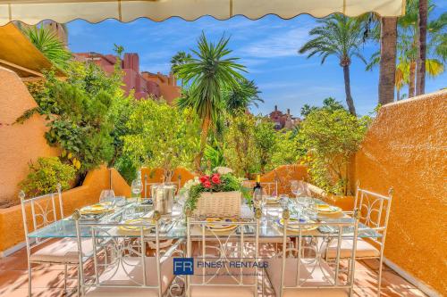 Casa El Palmeral by Finest Rentals