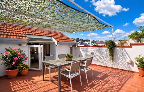 Garibaldi Loft 01