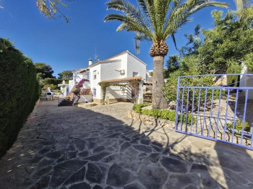 Casa Vista peñón by Theka Services