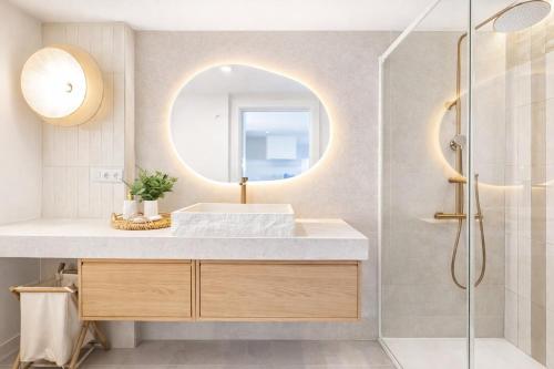 New apartment oceanfront luxury Sinesedesignhomes