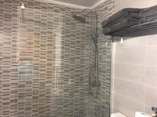 Lovely apartment , center,near beach Parking free