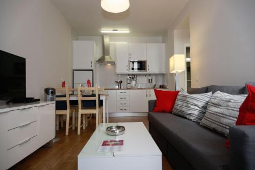 Lovely apartment , center,near beach Parking free
