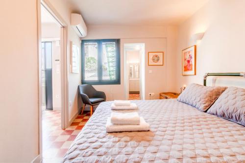 AVLI Central Athens Hideaway Walk to All Attractions