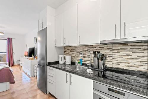 Castle Harbour 225