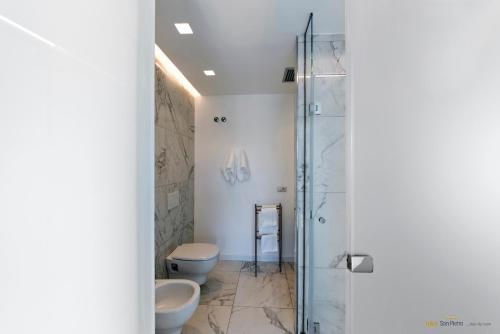 Ένα μπάνιο στο B&B San Pietro