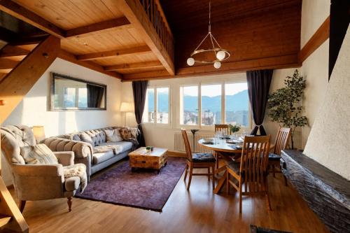 Castle Hill I King Suite I Central I Amazing Views