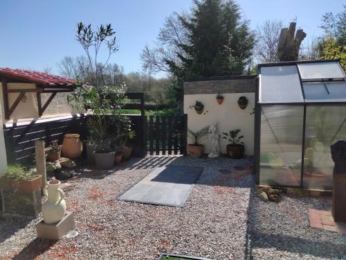 T2 lumineux avec grand patio Cœur de Fréhel, proche plages