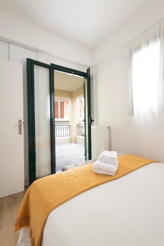 Loggia Alfresco Apartment