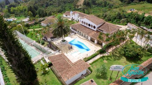 Gallery image of San Agustin Hotel Campestre Las Palmeras in La Estrella