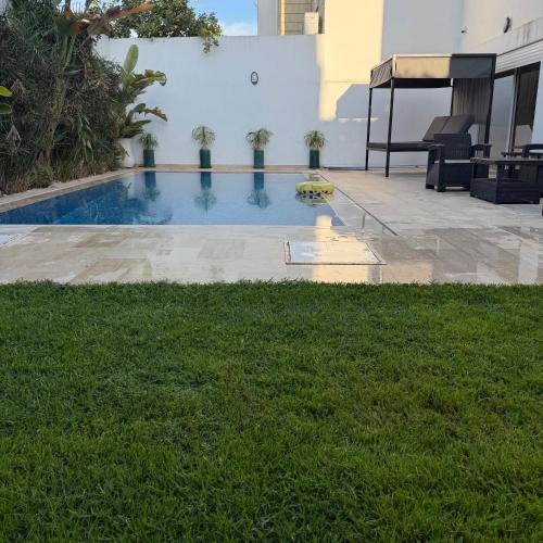 Villa with Pool La Marsa