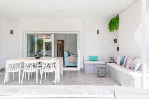 Las Gemas - Chalet adosado en urbanización cerrada