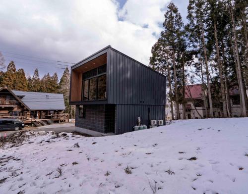 Park Hakuba Luxury 3-Bedroom house 1km to Hakuba Goryu