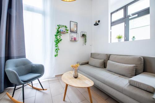 NIEB by ROCKCHAIR Apartments l SUPERHOST Status l 3 Bedrooms Boxspringbeds 3 Bathrooms in Center "Kurfürstendamm" - Cozy Family & Business Flair welcomes you! photo 11