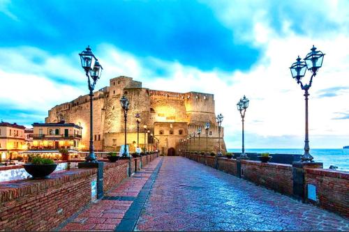 Napoli Storia e Mare