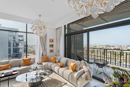 Modern 1BR Escape w Balcony Views and Community Lifestyle