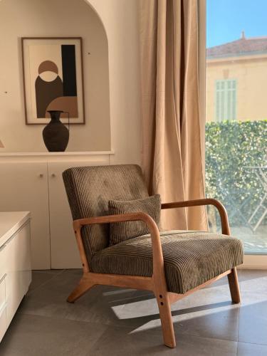 Cannes CROISETTE - plages - palais - bord de mer - Appartement moderne et lumineux avec balcon