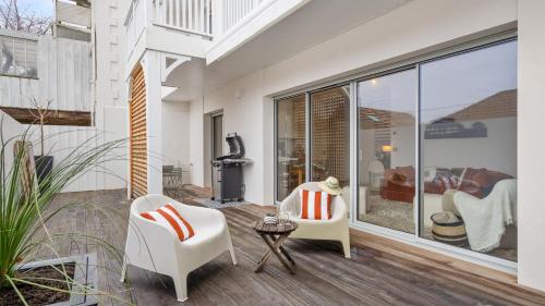 T3 moderne avec une grande terrasse, idéalement situé