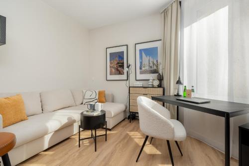 Luxury Barnim Veron Studios by BookingHost
