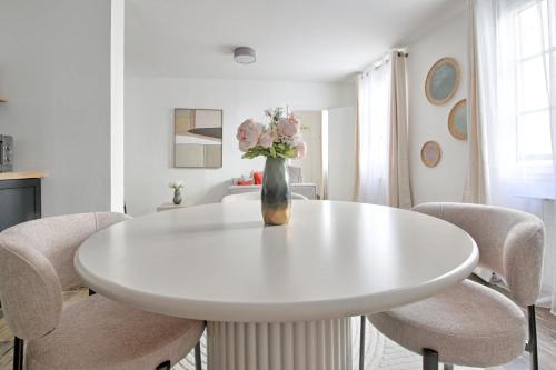 Unique Marais Location 1BR 4P by Melvane