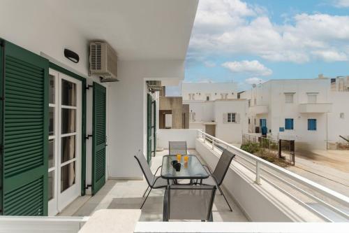 Makima Central Naxos Town