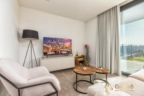 Premium apartment in Higuerón West