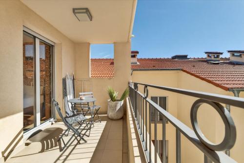 1 chambre - Ascenseur - Balcon - Proche du Palais