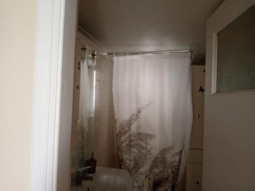 Appt Near Attika Riviera