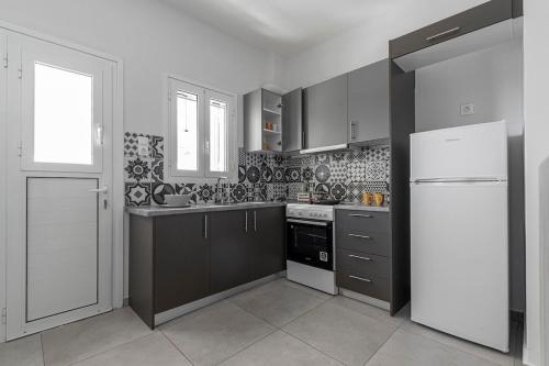 3 Bedroom Petralona