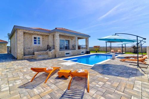 StoneVilla by Aneo Travel