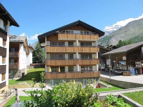 Appartementhaus Venetz SAAS110 ruhige Lage direkt an SKIBUSHALTESTELLE