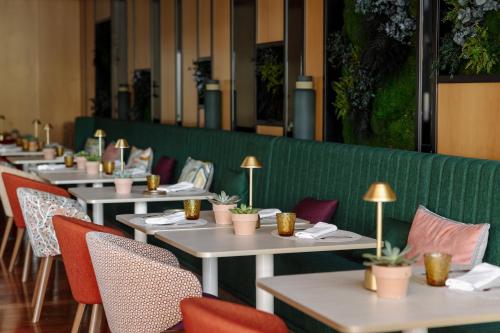 Crowne Plaza Madrid - Centre Retiro by IHG photo 95