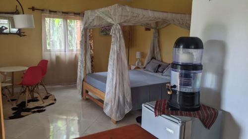 Lova arba lovos apgyvendinimo įstaigoje Petite maison toute équipée